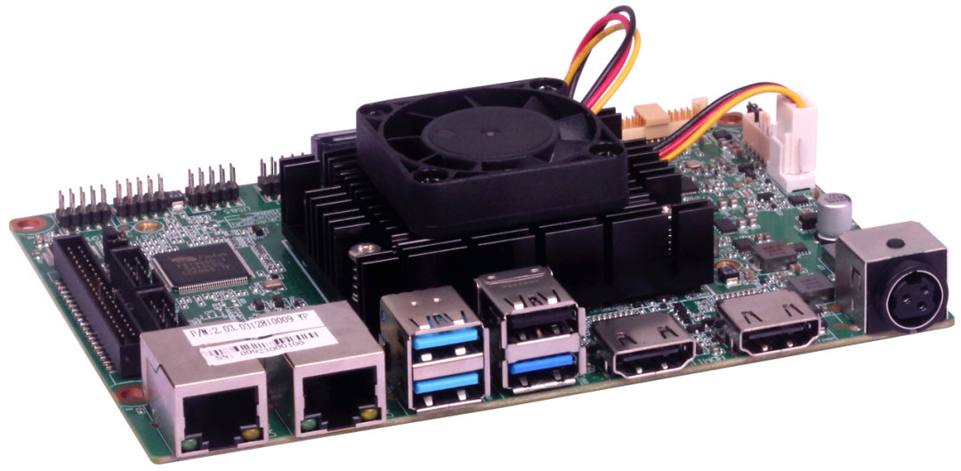 機器人熱潮下的工業革命 華北工控協作機器人專用計算機助力多場景適配